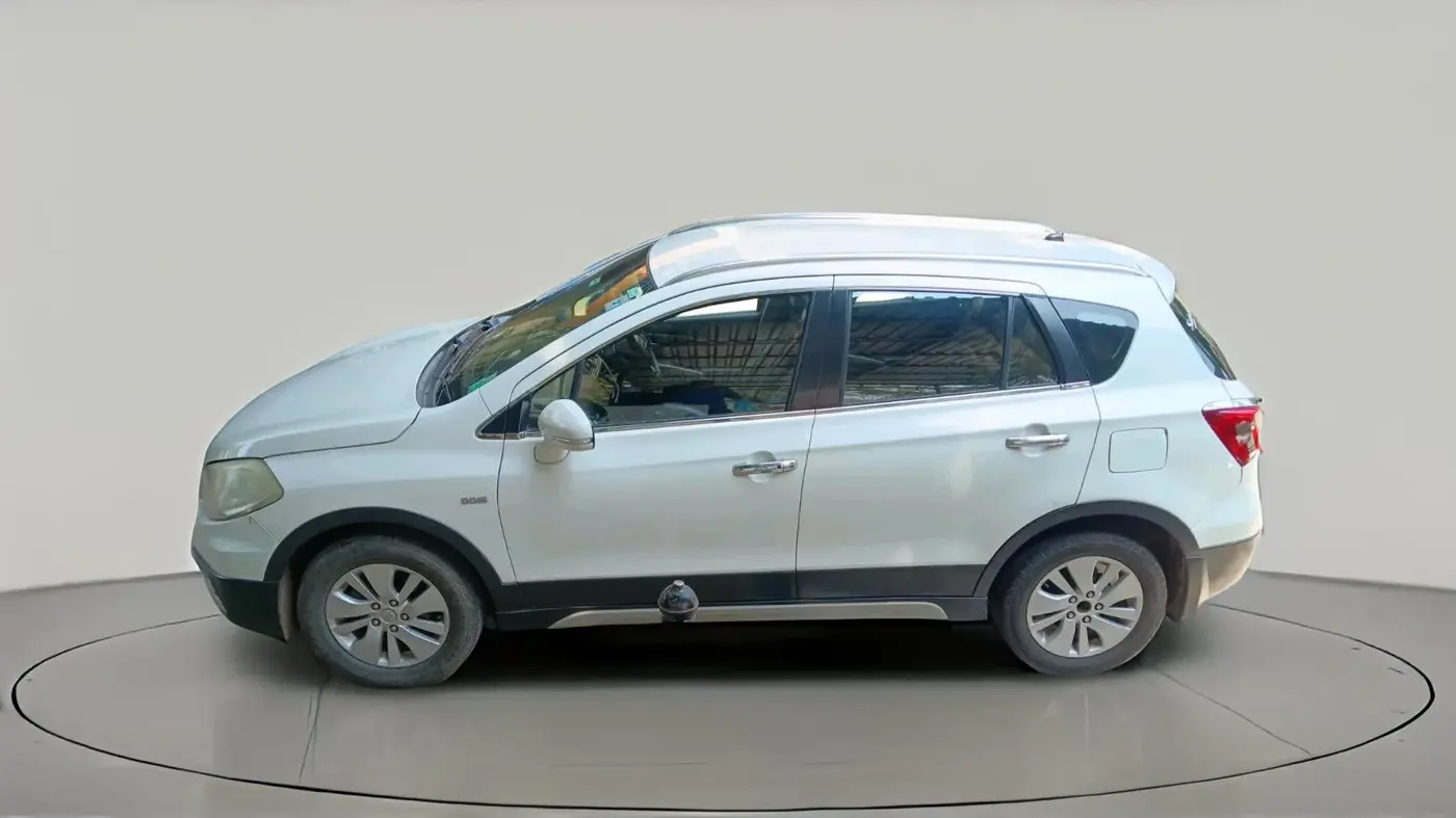 2015 Maruti S Cross ALPHA 1.3, Diesel, Manual, 1,67,820 km, exterior