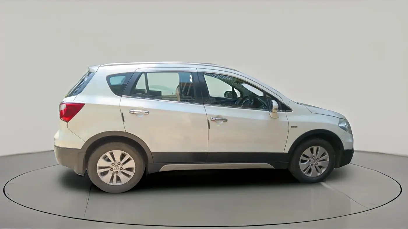2015 Maruti S Cross ALPHA 1.3, Diesel, Manual, 1,67,820 km, exterior