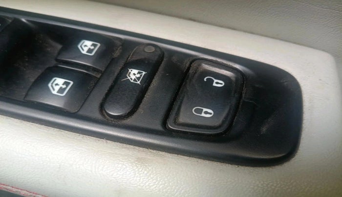 2017 Jeep Compass LIMITED 2.0 DIESEL, Diesel, Manual, 1,14,820 km, interior