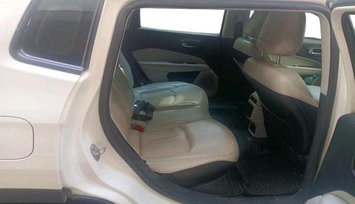 2017 Jeep Compass LIMITED 2.0 DIESEL, Diesel, Manual, 1,14,820 km, interior