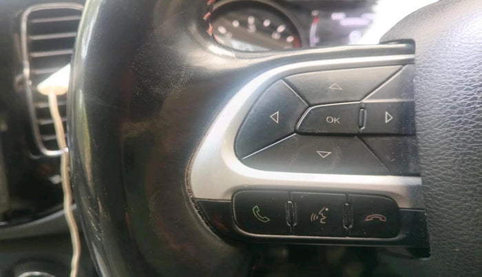 2017 Jeep Compass LIMITED 2.0 DIESEL, Diesel, Manual, 1,14,820 km, interior