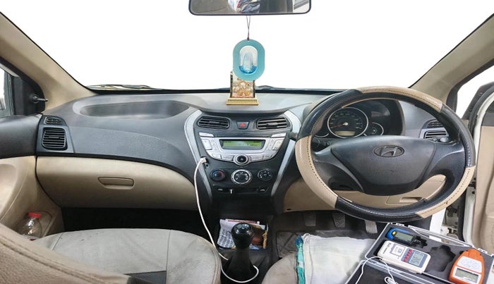 2014 Hyundai Eon MAGNA +, Petrol, Manual, 88,636 km, interior