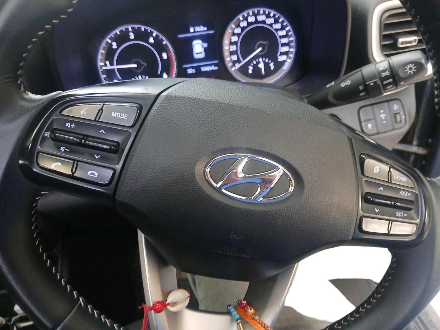 2019 Hyundai VENUE SX(O) 1.4 CRDI, Diesel, Manual, 1,04,264 km, interior