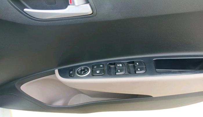 2018 Hyundai Grand i10 SPORTZ 1.2 KAPPA VTVT, Petrol, Manual, 41,278 km, interior