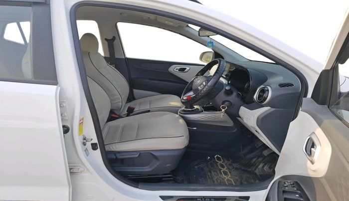 2024 Hyundai GRAND I10 NIOS SPORTZ 1.2 KAPPA VTVT CNG, CNG, Manual, 15,409 km, interior