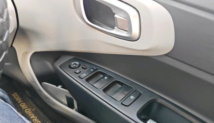 2024 Hyundai GRAND I10 NIOS SPORTZ 1.2 KAPPA VTVT CNG, CNG, Manual, 15,409 km, interior