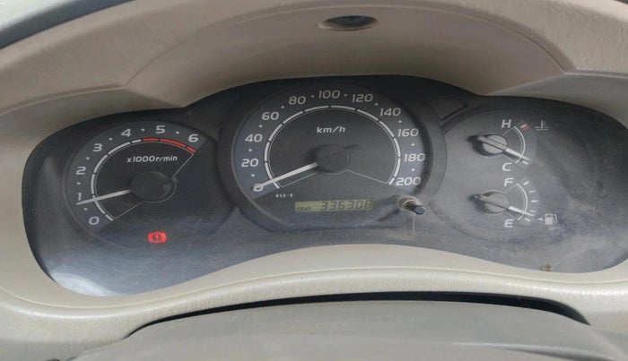 2011 Toyota Innova 2.5 G4 8 STR, Diesel, Manual, 3,36,308 km, interior