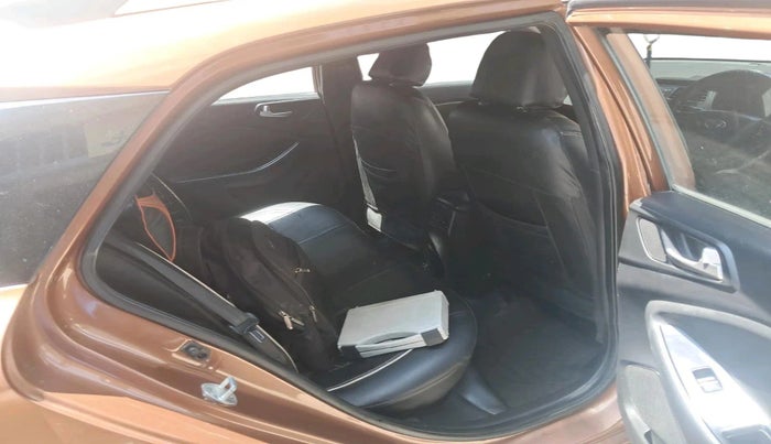 2015 Hyundai i20 Active 1.4 SX, Diesel, Manual, 1,07,889 km, interior