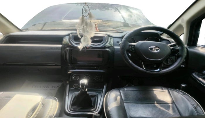 2018 Tata Hexa XE 4X2 7 STR, Diesel, Manual, 86,908 km, interior