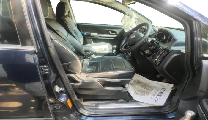 2018 Tata Hexa XE 4X2 7 STR, Diesel, Manual, 86,908 km, interior