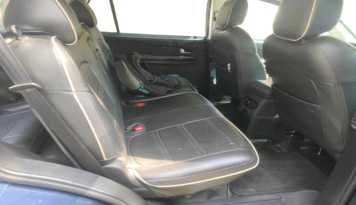 2018 Tata Hexa XE 4X2 7 STR, Diesel, Manual, 86,908 km, interior