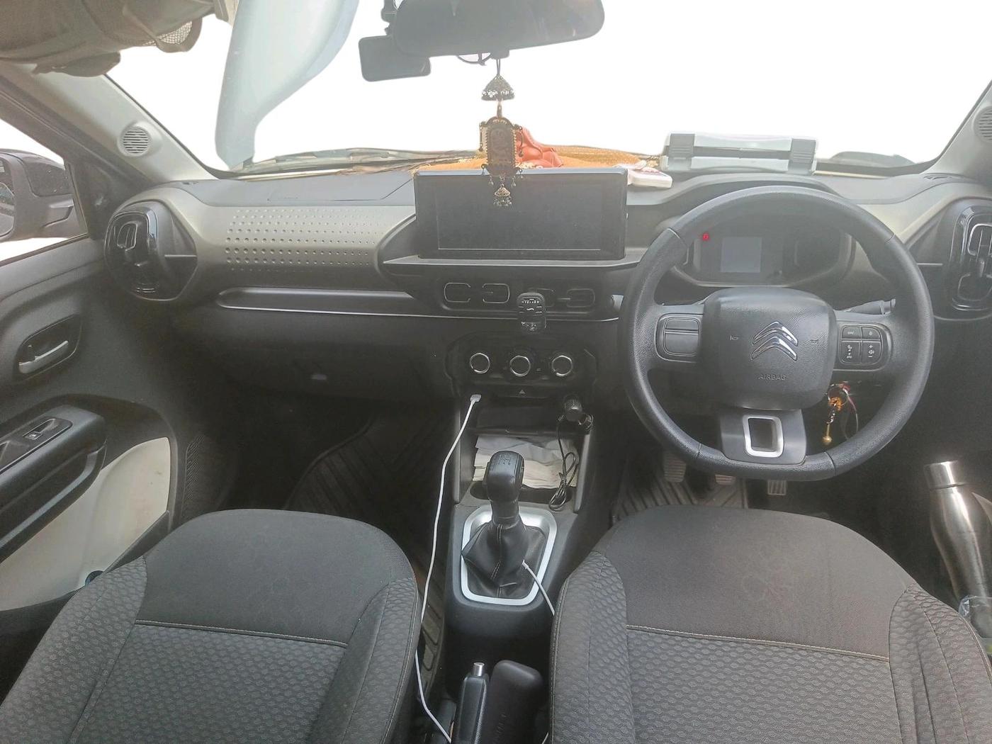 2023 CITROEN C3 FEEL 1.2, Petrol, Manual, 1,07,229 km, interior