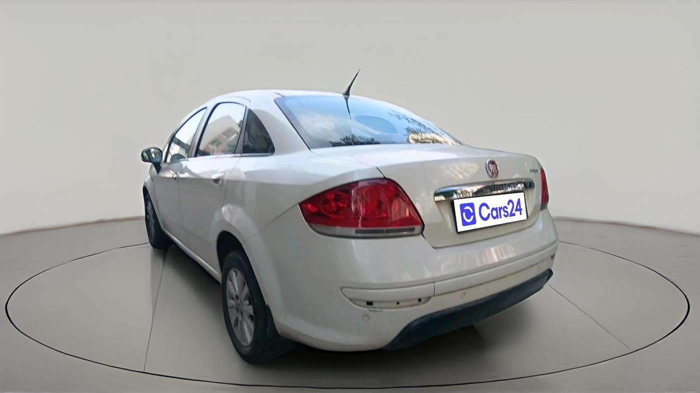 2014 Fiat Linea DYNAMIC 1.3 L ADVANCED MULTIJET, Diesel, Manual, 1,60,103 km, exterior