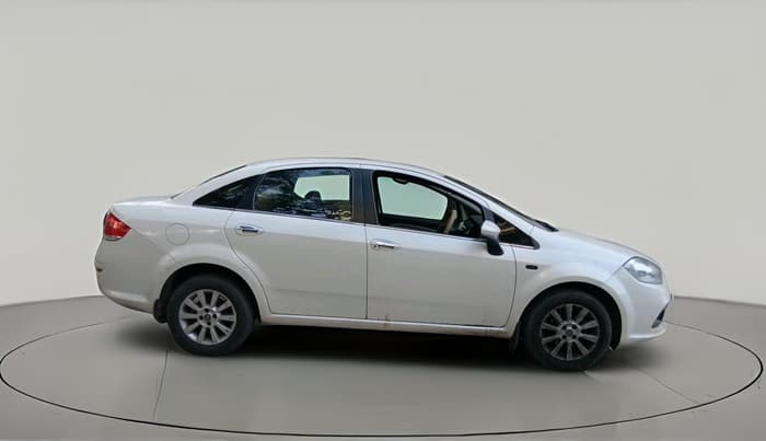 2014 Fiat Linea DYNAMIC 1.3 L ADVANCED MULTIJET, Diesel, Manual, 1,60,103 km, exterior