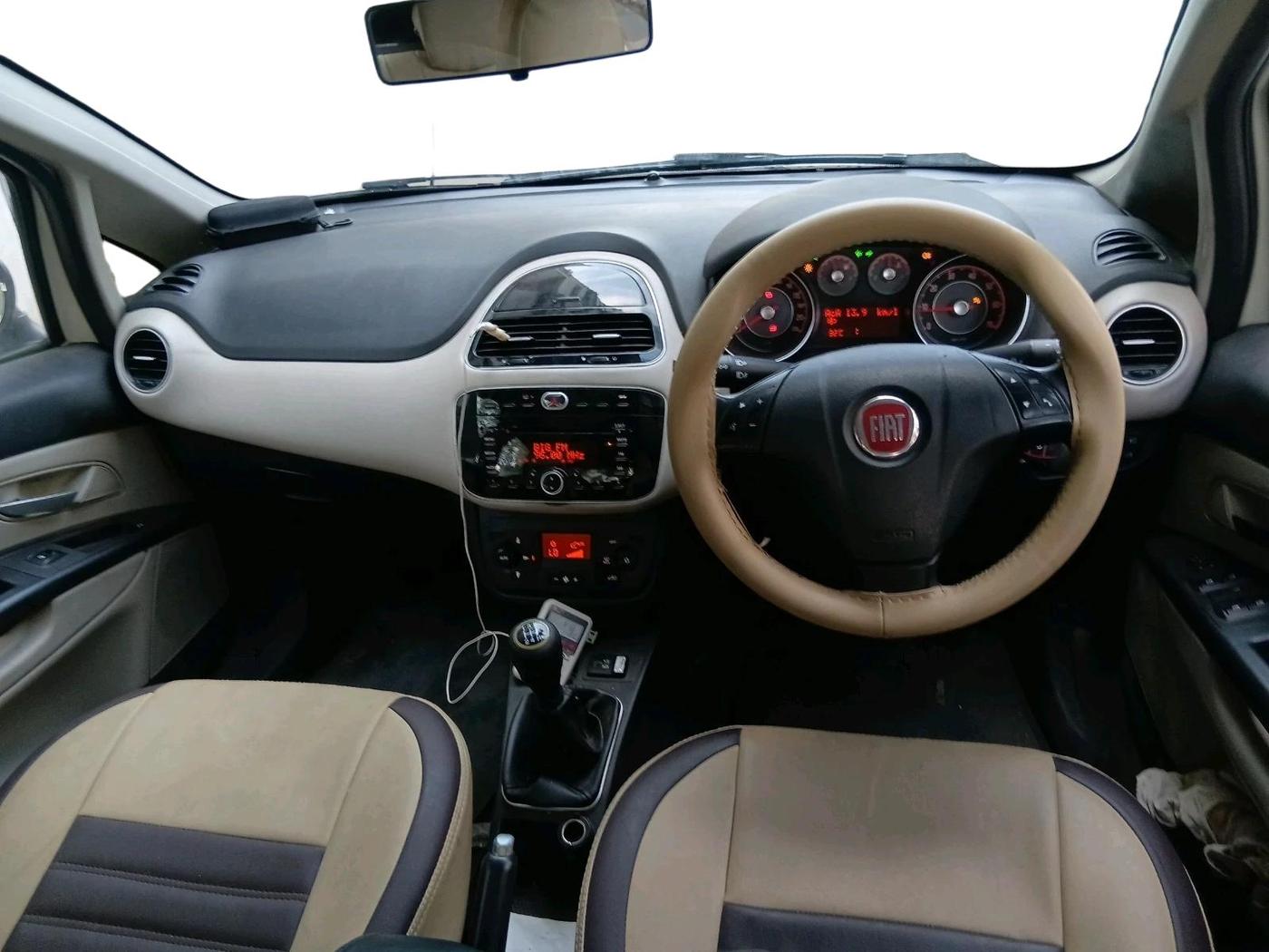 2014 Fiat Linea DYNAMIC 1.3 L ADVANCED MULTIJET, Diesel, Manual, 1,60,103 km, interior