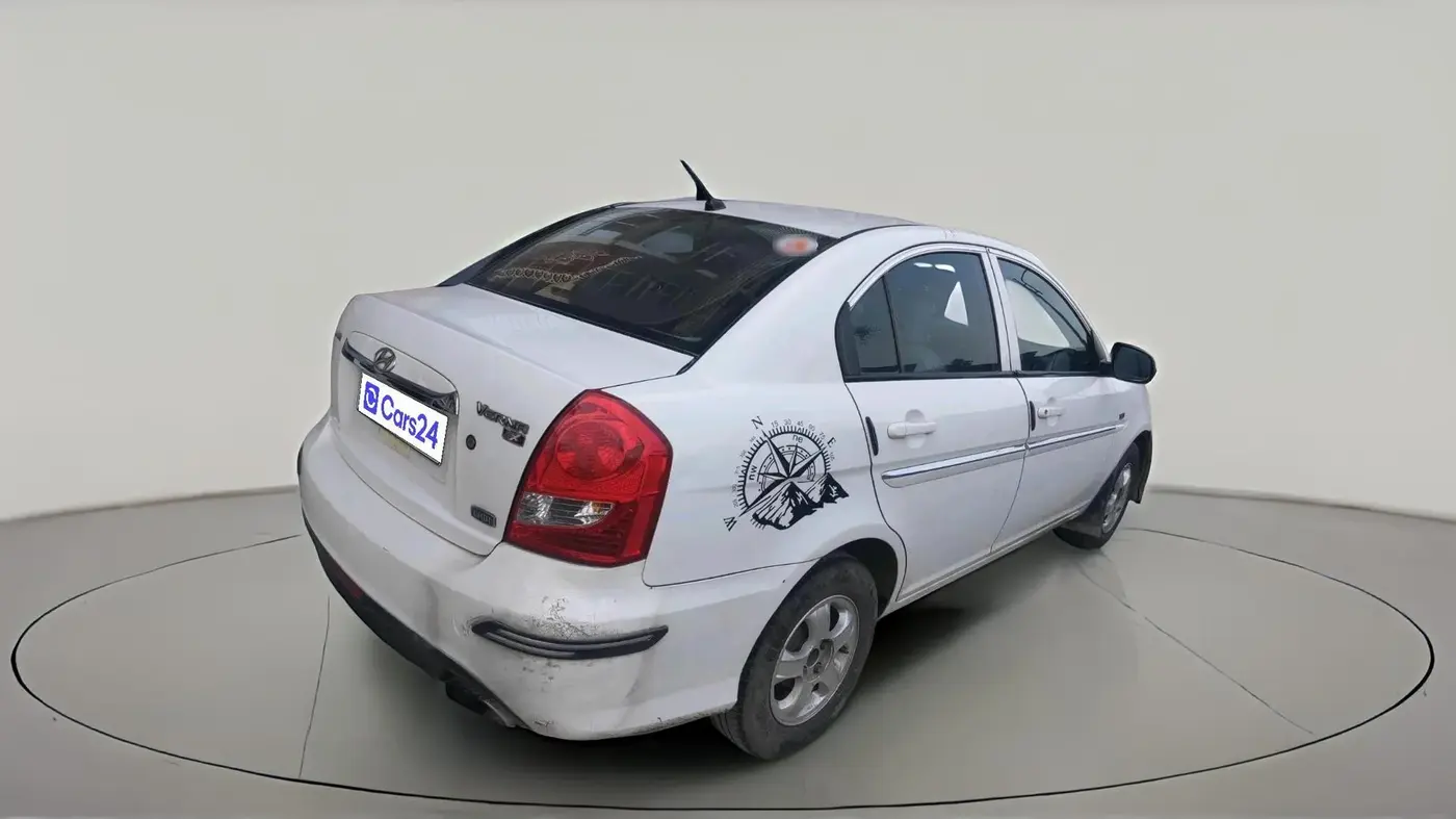 2010 Hyundai Verna TRANSFORM 1.5 SX CRDI, Diesel, Manual, 1,46,783 km, exterior