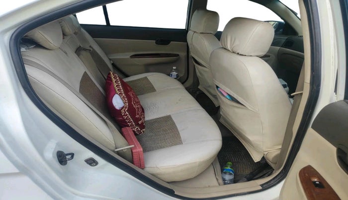 2010 Hyundai Verna TRANSFORM 1.5 SX CRDI, Diesel, Manual, 1,46,783 km, interior