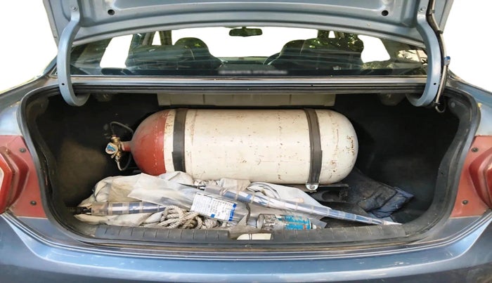 2015 Hyundai Xcent SX 1.2 (O), CNG, Manual, 79,706 km, exterior