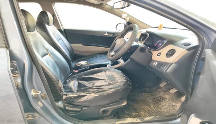 2015 Hyundai Xcent SX 1.2 (O), CNG, Manual, 79,706 km, interior