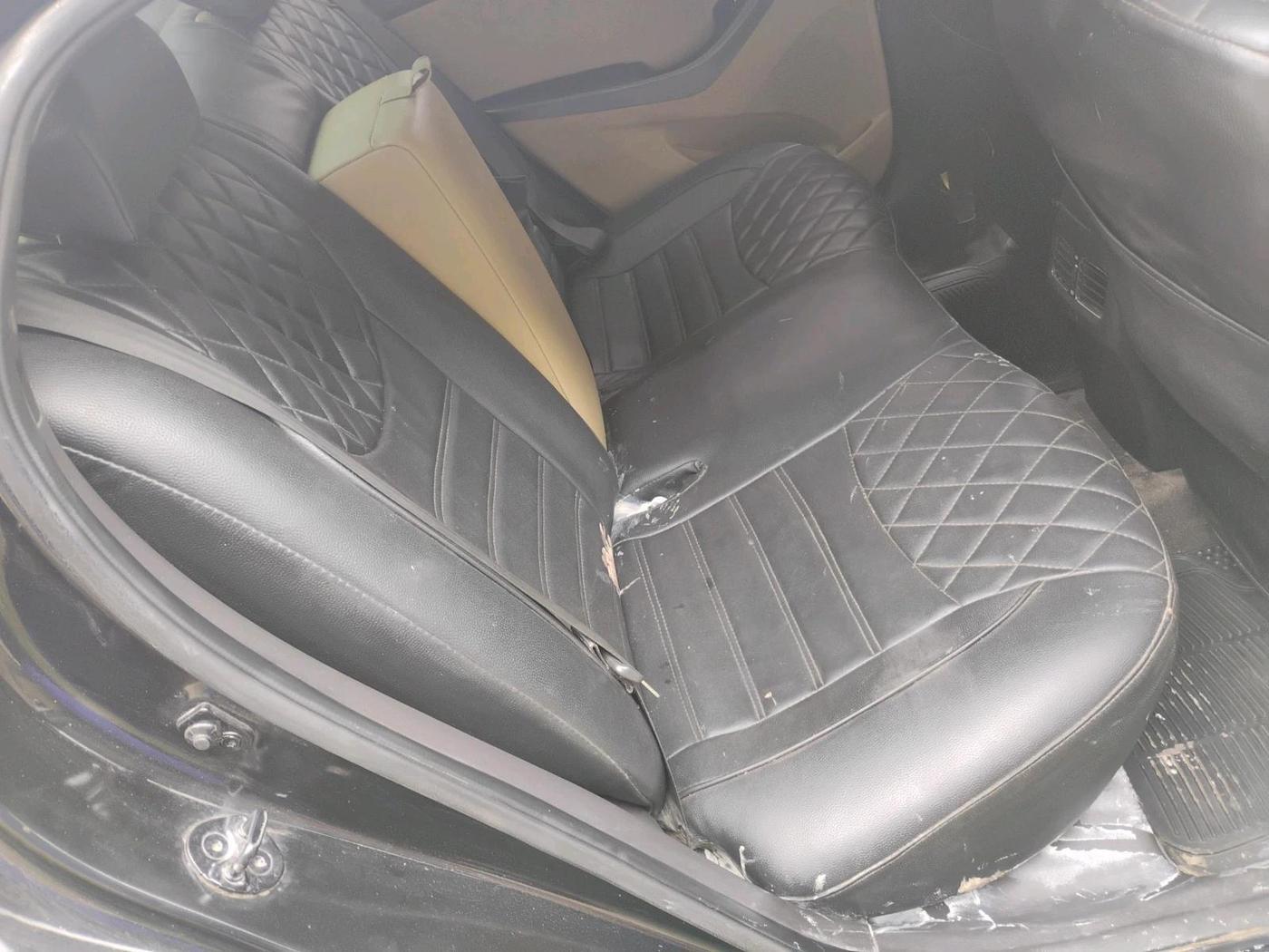 2012 Hyundai New Elantra 1.6 SX AT DIESEL, Diesel, Automatic, 1,52,277 km, interior