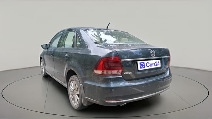 2017 Volkswagen Vento HIGHLINE PETROL AT, Petrol, Automatic, 67,088 km, exterior