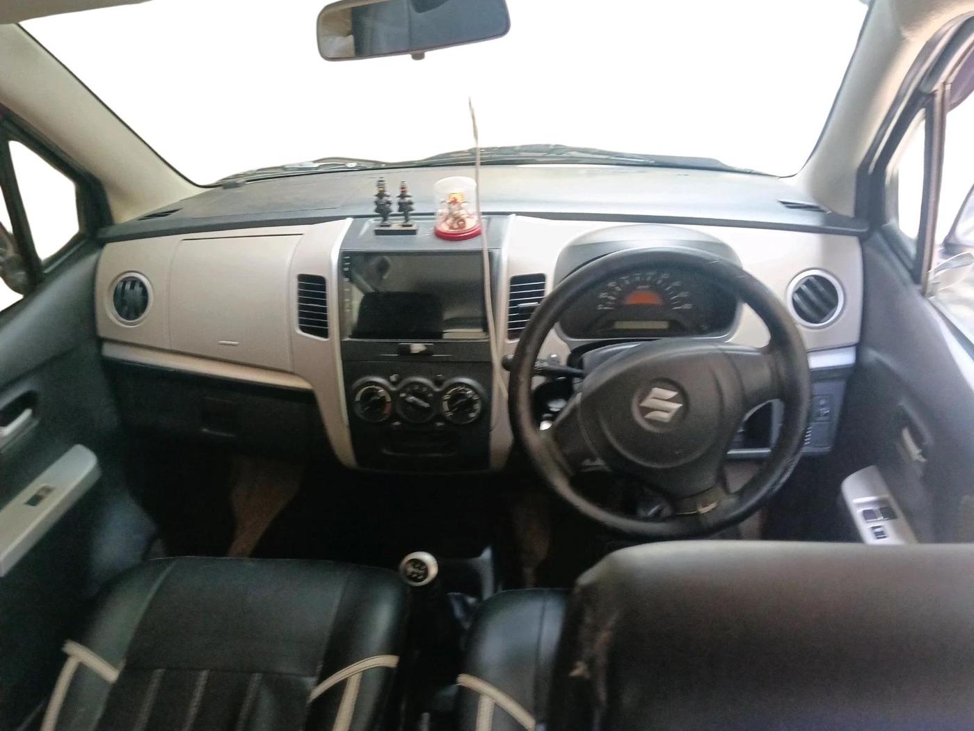 2013 Maruti Wagon R 1.0 LXI CNG, CNG, Manual, 1,08,870 km, interior