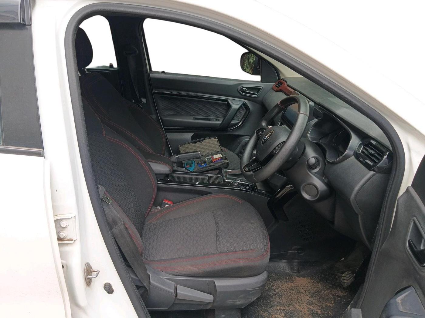 2022 Renault Kiger RXZ TURBO CVT, Petrol, Automatic, 29,152 km, interior