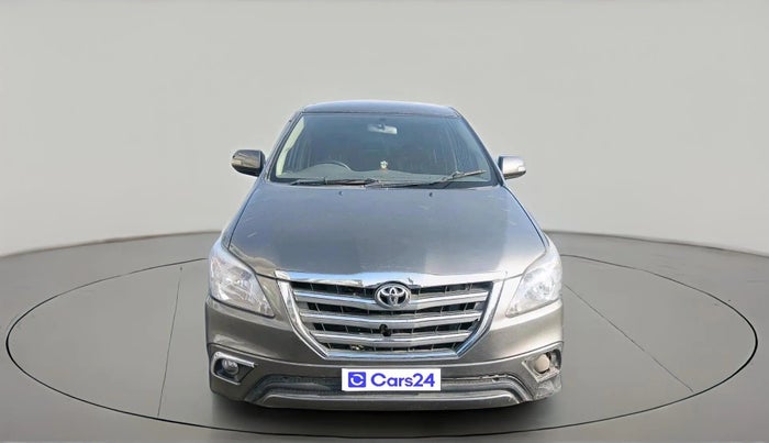 2012 Toyota Innova 2.5 GX 8 STR, Diesel, Manual, 2,39,253 km, exterior