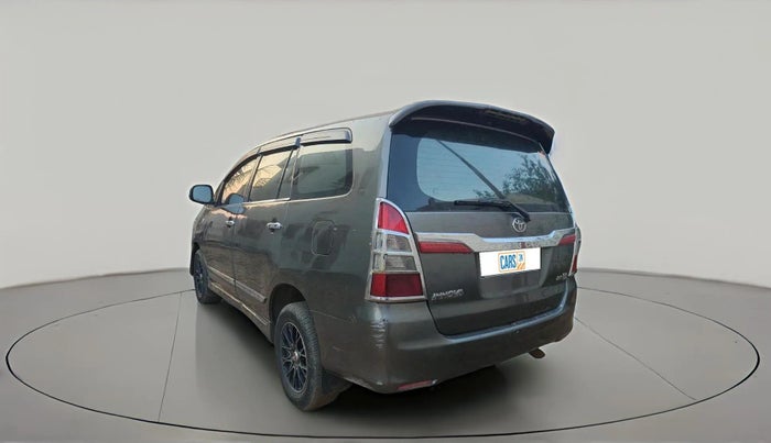 2012 Toyota Innova 2.5 GX 8 STR, Diesel, Manual, 2,39,253 km, exterior