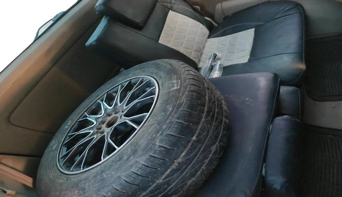 2012 Toyota Innova 2.5 GX 8 STR, Diesel, Manual, 2,39,253 km, interior