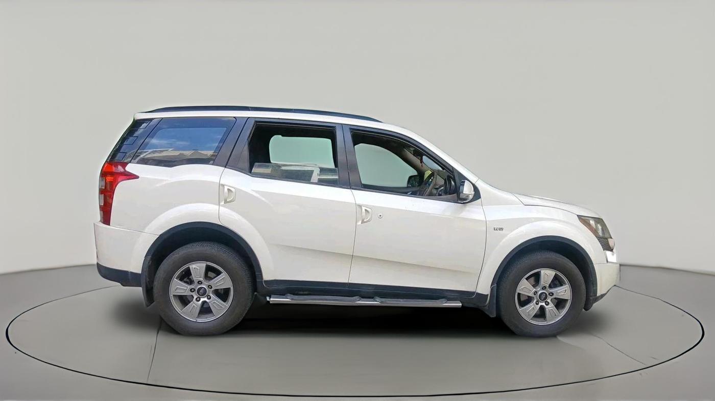 2012 Mahindra XUV500 W8, Diesel, Manual, 1,29,274 km, exterior
