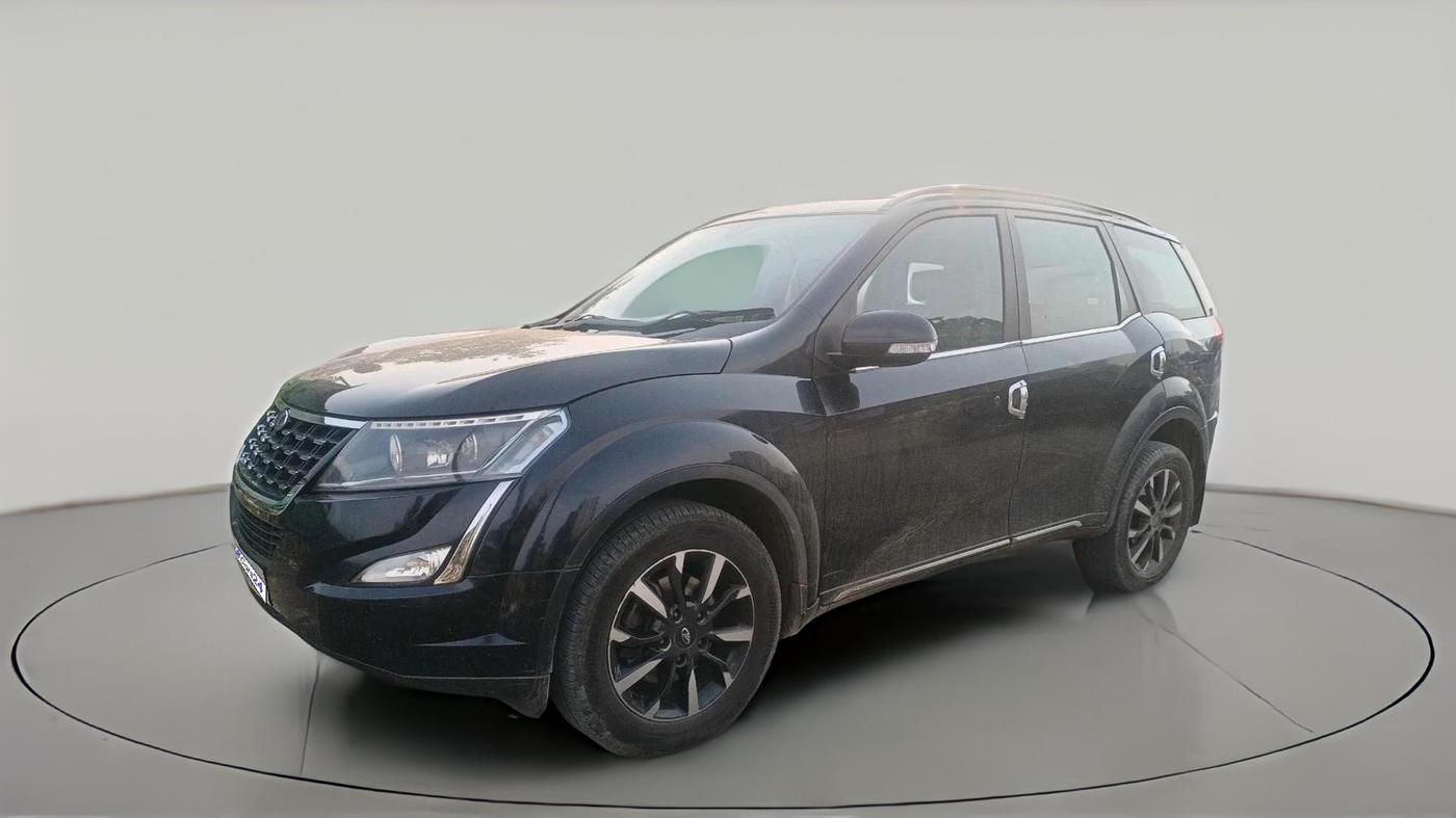 2019 Mahindra XUV500 W11, Diesel, Manual, 1,93,082 km, exterior