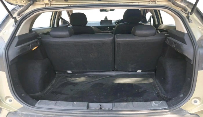 2022 Tata NEXON XZ PLUS (PREMIUM) KAZIRANGA PETROL, Petrol, Manual, 82,625 km, exterior