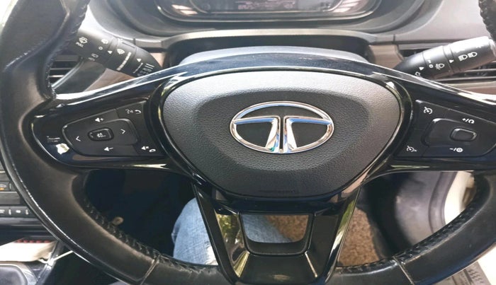 2022 Tata NEXON XZ PLUS (PREMIUM) KAZIRANGA PETROL, Petrol, Manual, 82,625 km, interior