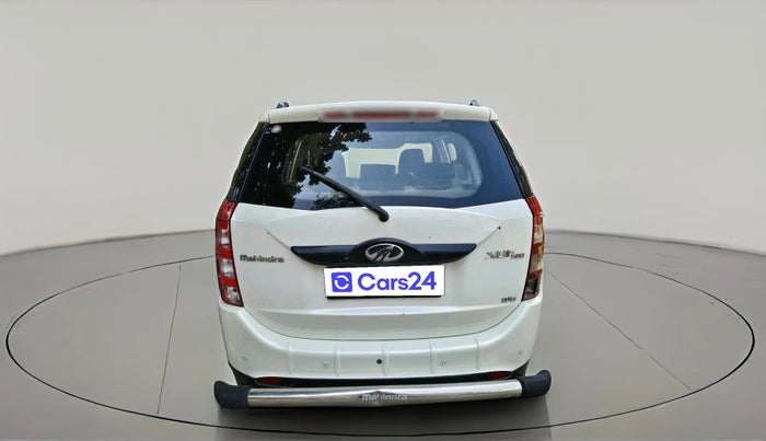 2016 Mahindra XUV500 W6, Diesel, Manual, 50,391 km, exterior