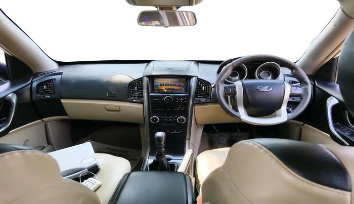 2016 Mahindra XUV500 W6, Diesel, Manual, 50,391 km, interior