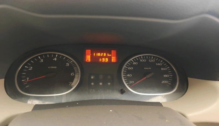 2012 Renault Duster 85 PS RXL DIESEL, Diesel, Manual, 1,18,231 km, interior