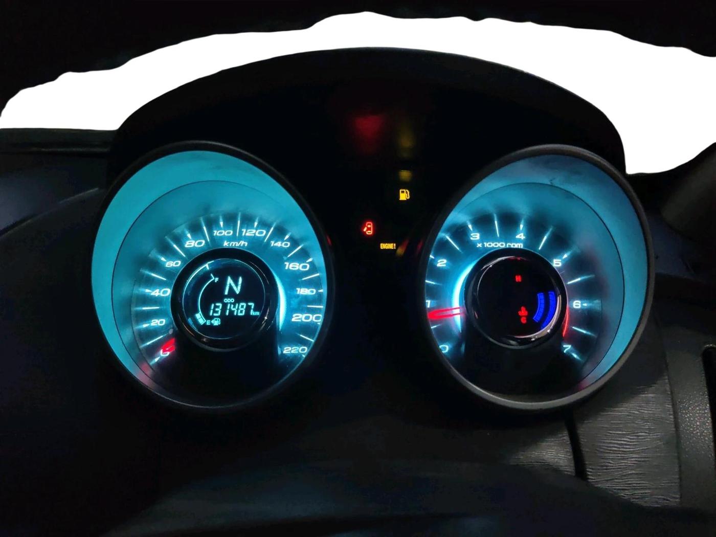 2016 Mahindra XUV500 W10 AT, Diesel, Automatic, 1,31,487 km, interior
