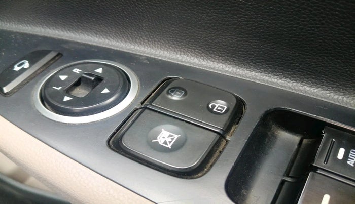 2016 Hyundai Grand i10 ASTA (O) AT 1.2 KAPPA VTVT, Petrol, Automatic, 35,279 km, interior