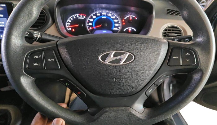2015 Hyundai Grand i10 SPORTZ 1.2 KAPPA VTVT, Petrol, Manual, 73,263 km, interior