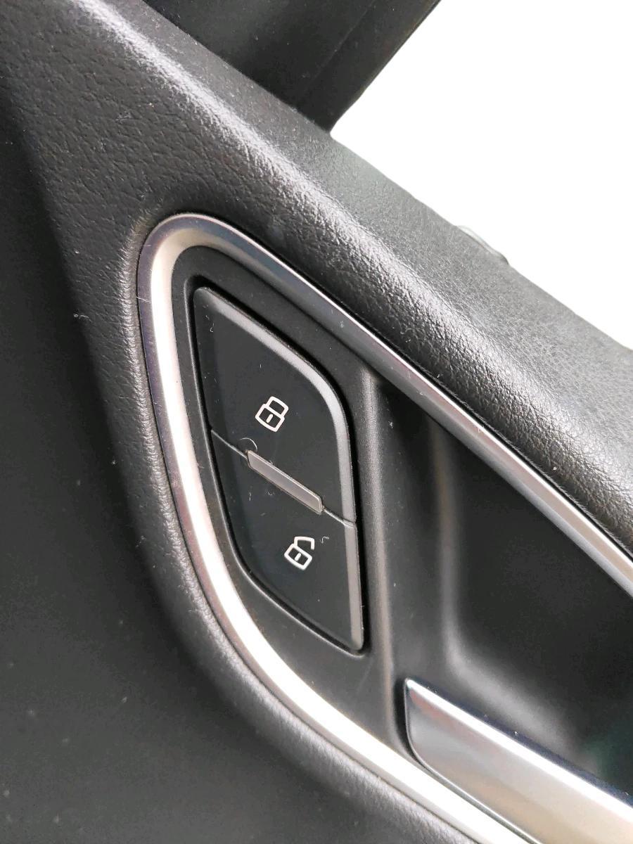 2014 Audi Q3 2.0 TDI QUATTRO, Diesel, Automatic, 1,16,624 km, interior