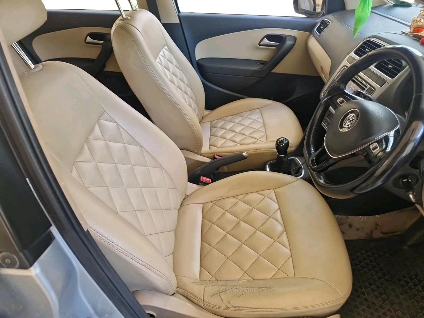 2016 Volkswagen Polo HIGHLINE1.2L, Petrol, Manual, 74,902 km, interior