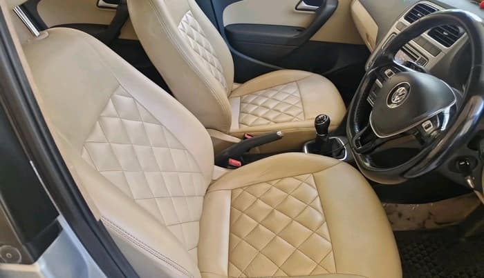 2016 Volkswagen Polo HIGHLINE1.2L, Petrol, Manual, 74,902 km, interior