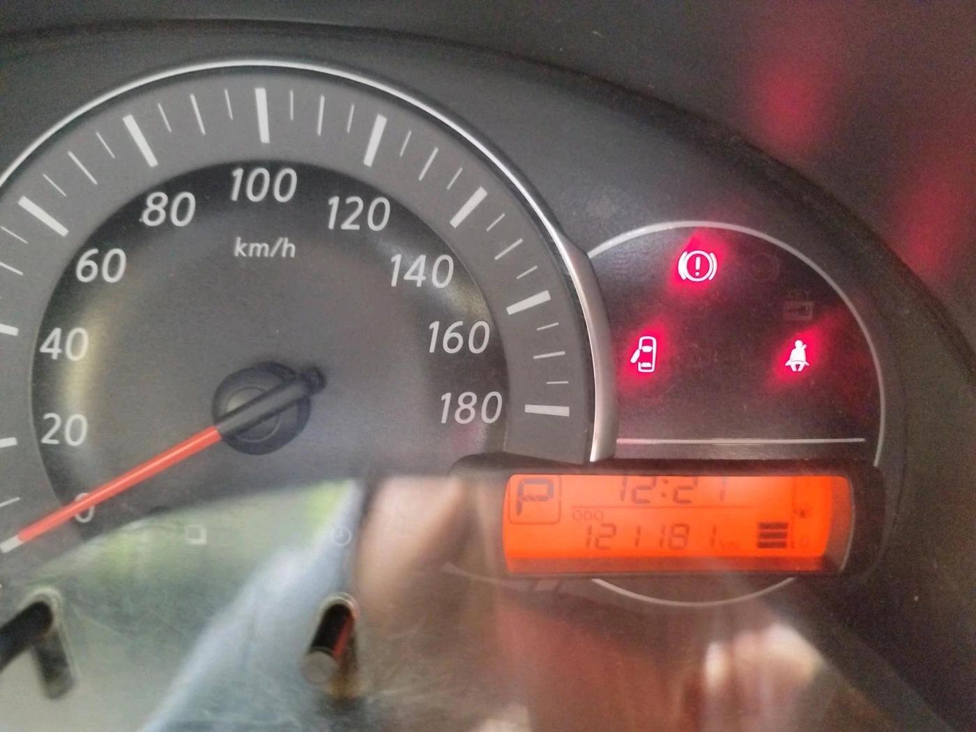 2013 Nissan Micra XV CVT, Petrol, Automatic, 1,21,181 km, interior
