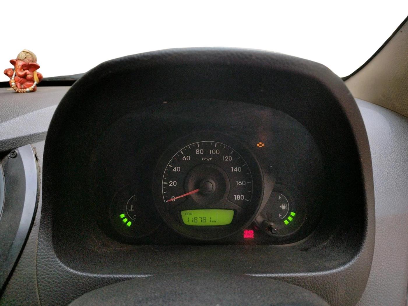 2012 Hyundai Eon ERA, Petrol, Manual, 1,18,781 km, interior