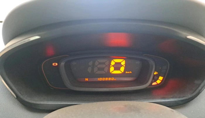 2017 Renault Kwid RXT 1.0 AMT (O), Petrol, Automatic, 1,00,880 km, interior