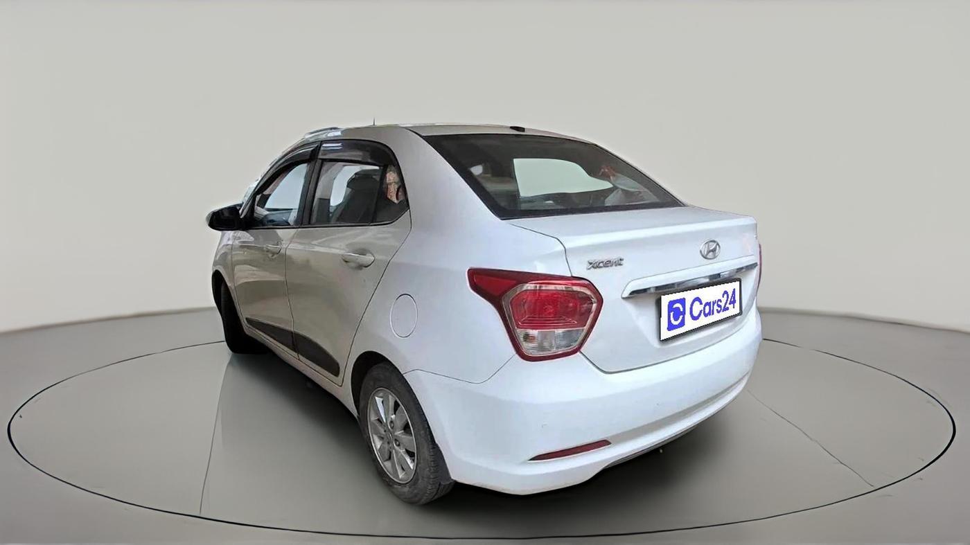 2015 Hyundai Xcent SX 1.2, Petrol, Manual, 1,08,861 km, exterior