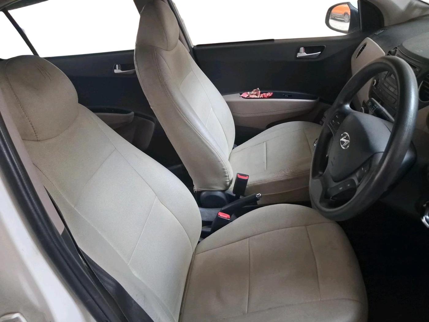 2015 Hyundai Xcent SX 1.2, Petrol, Manual, 1,08,861 km, interior