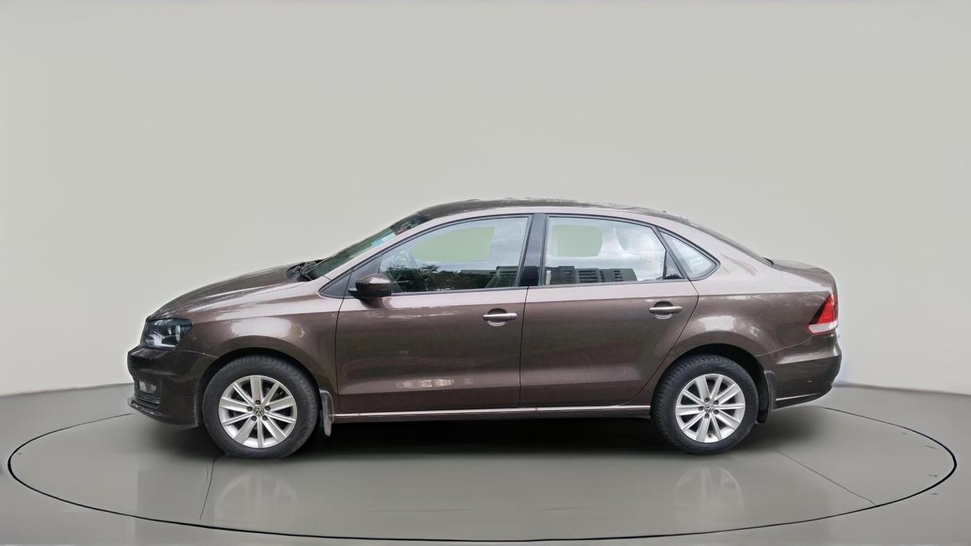 2017 Volkswagen Vento HIGHLINE PETROL AT, Petrol, Automatic, 45,956 km, exterior
