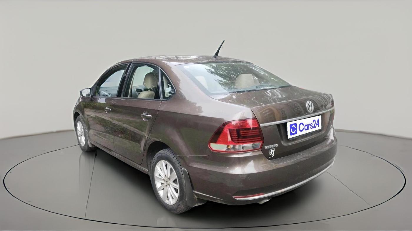 2017 Volkswagen Vento HIGHLINE PETROL AT, Petrol, Automatic, 45,956 km, exterior